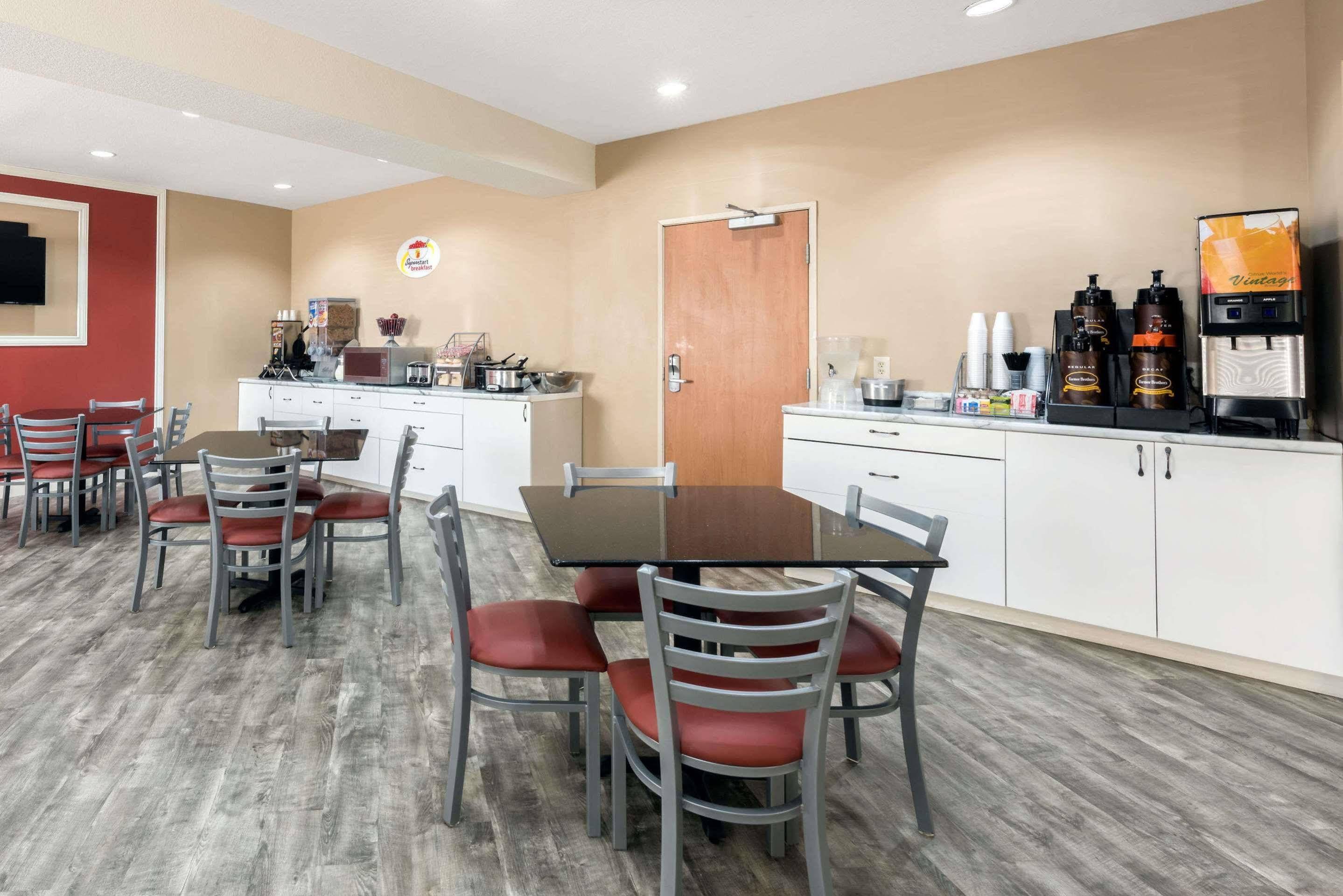 Sonesta Essential Hotel Blue Springs Εξωτερικό φωτογραφία