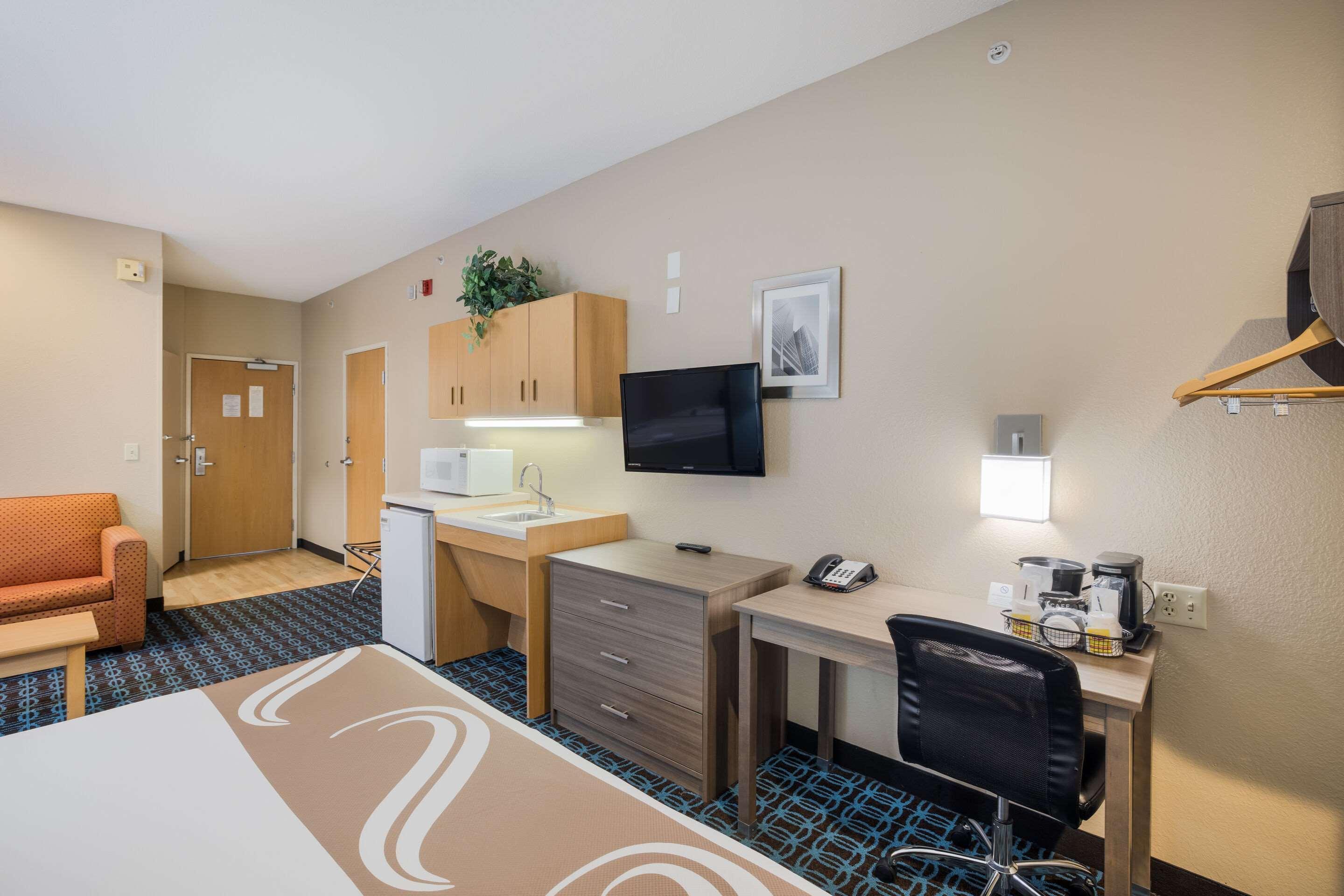 Sonesta Essential Hotel Blue Springs Εξωτερικό φωτογραφία