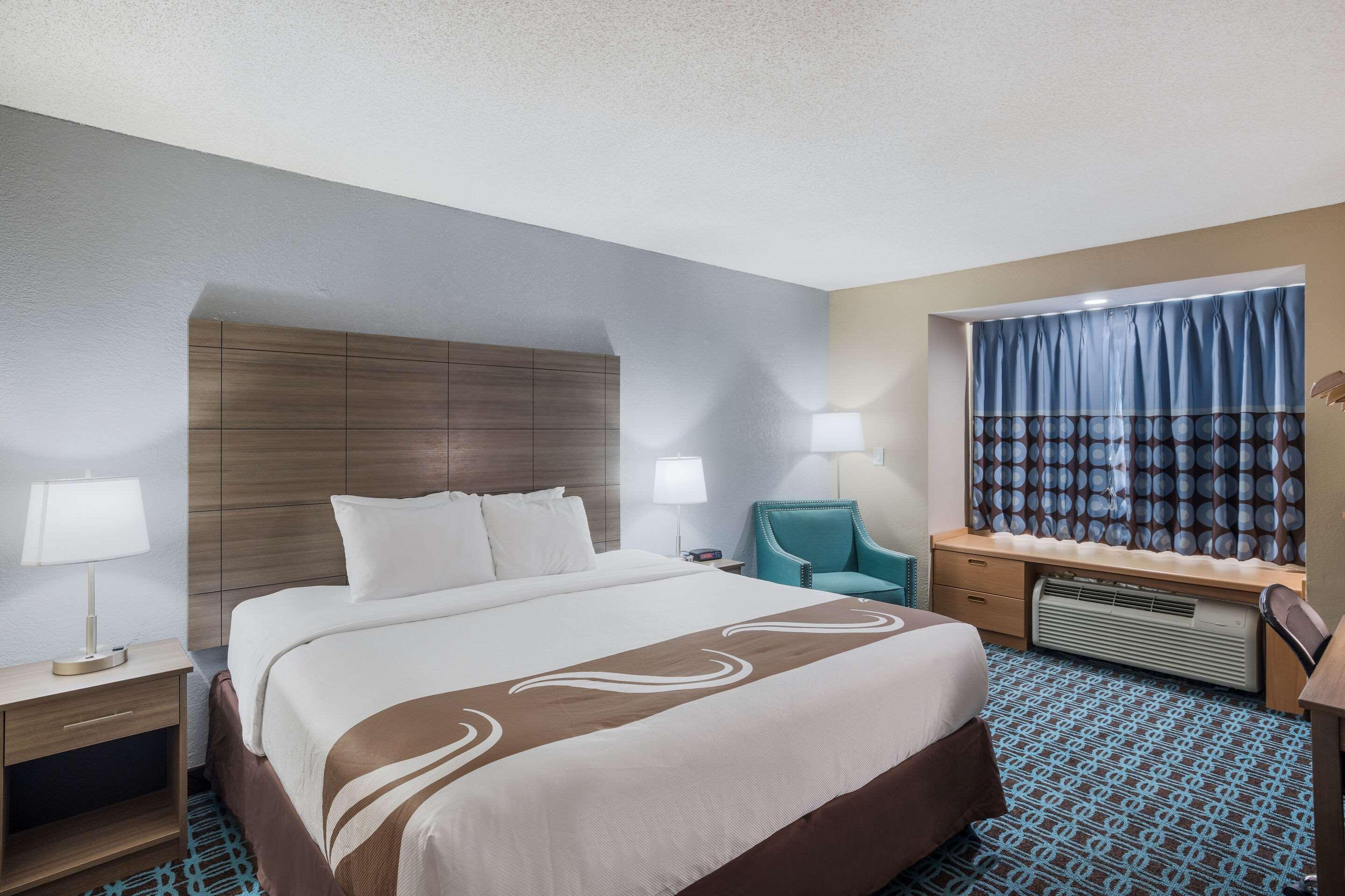 Sonesta Essential Hotel Blue Springs Εξωτερικό φωτογραφία