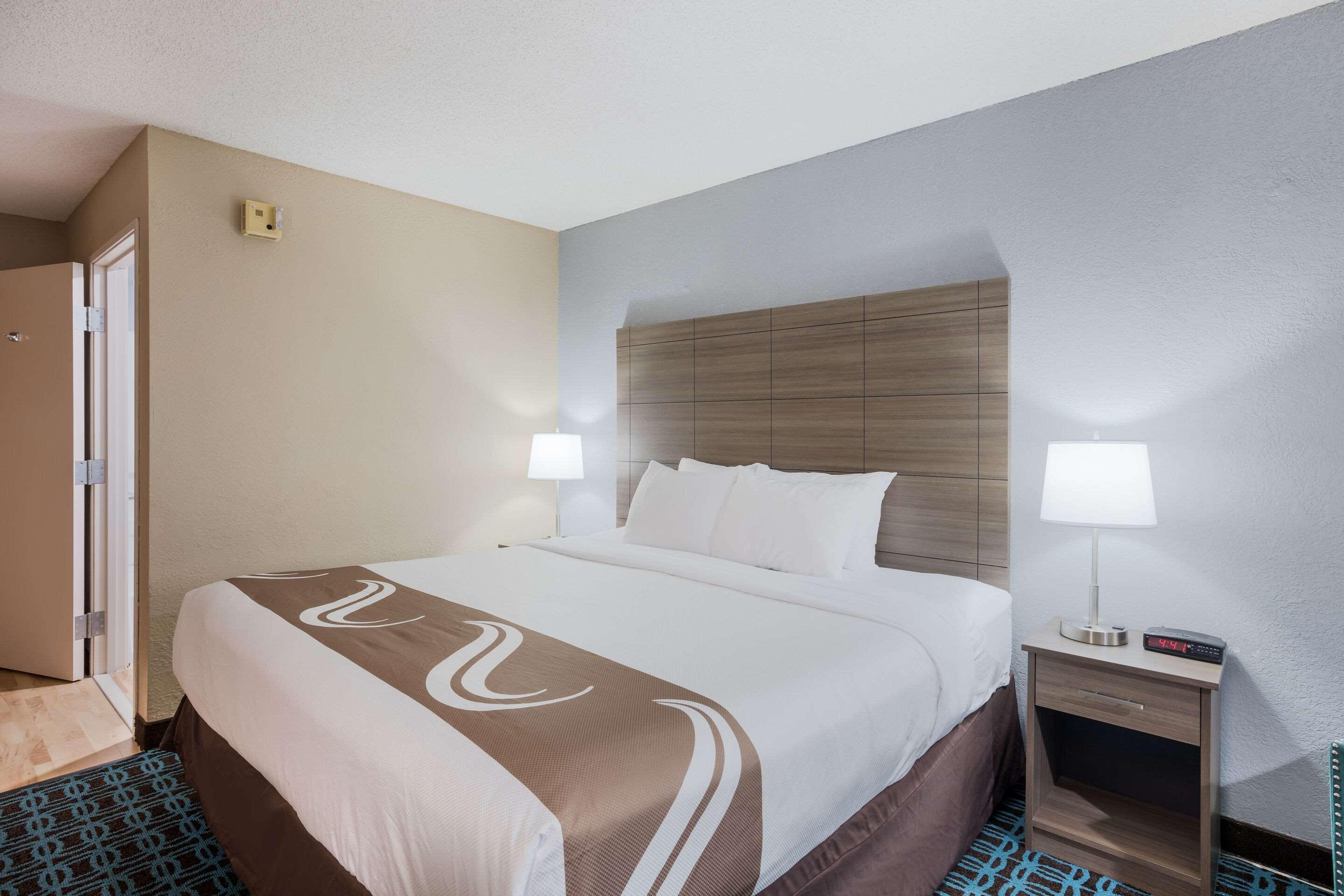 Sonesta Essential Hotel Blue Springs Εξωτερικό φωτογραφία