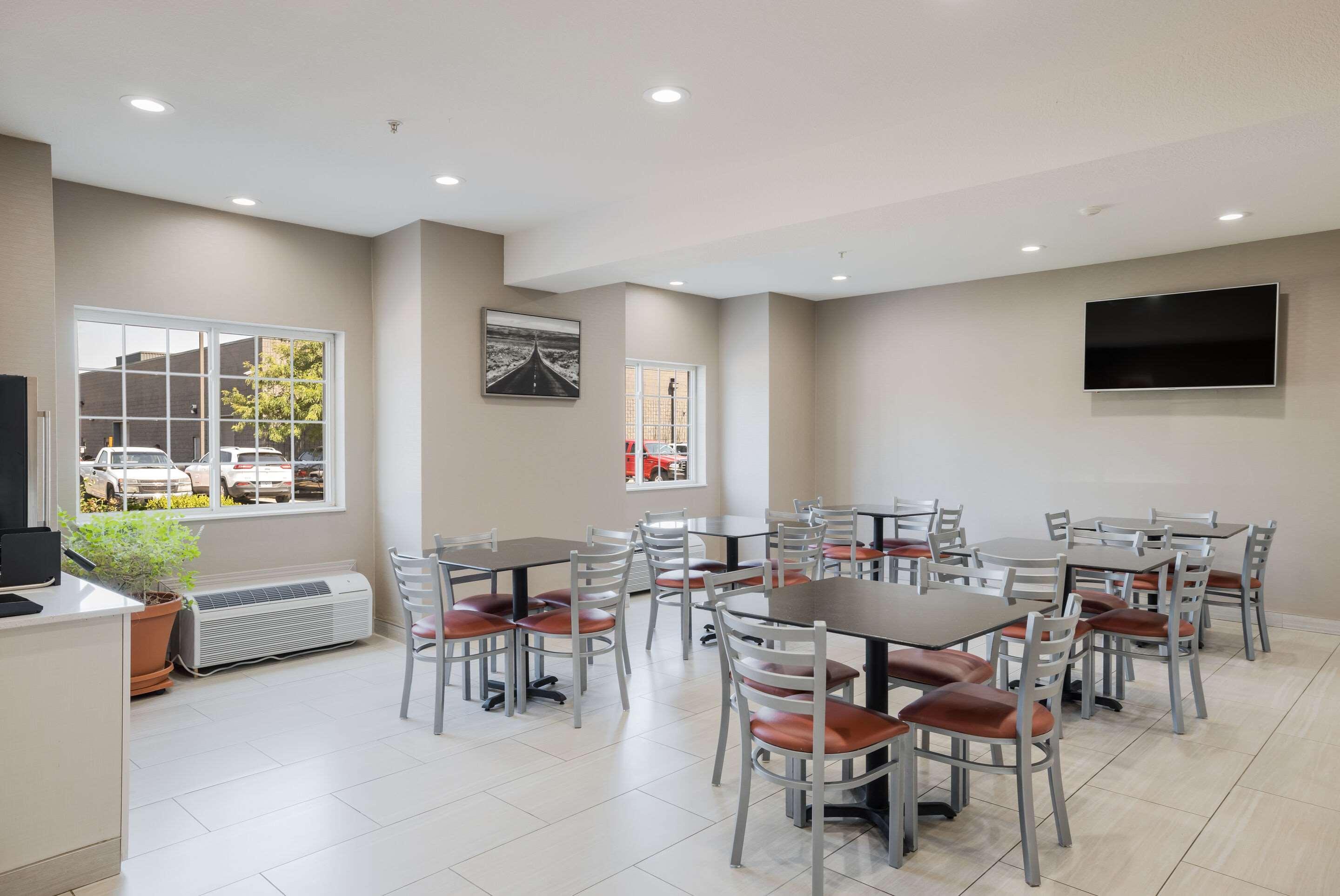 Sonesta Essential Hotel Blue Springs Εξωτερικό φωτογραφία
