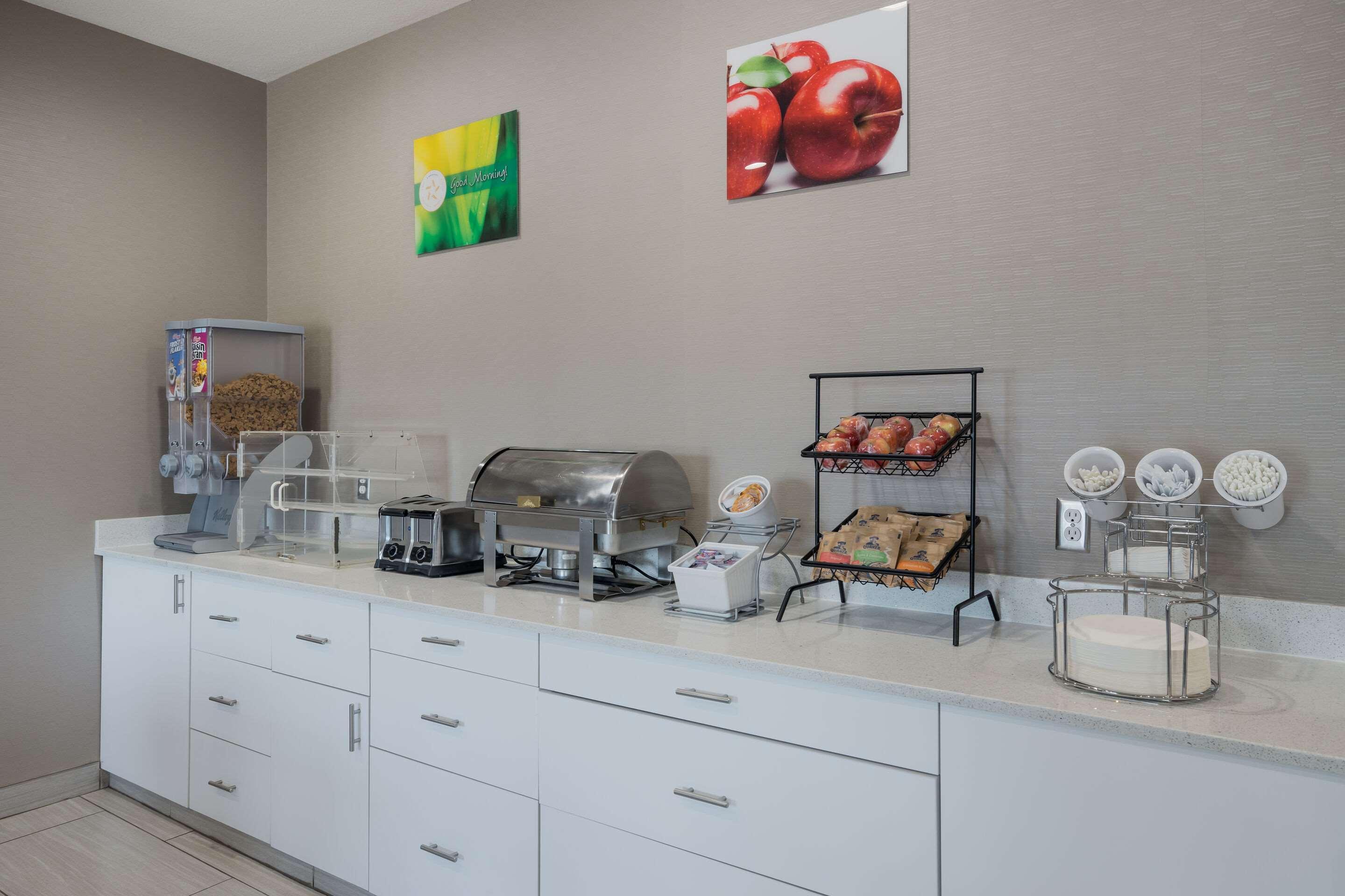 Sonesta Essential Hotel Blue Springs Εξωτερικό φωτογραφία